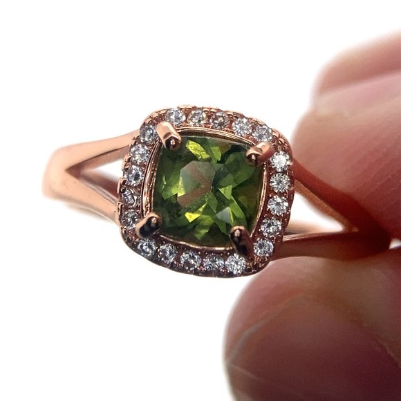 Diopside .80ct Rose Gold Finish Solid 925 Sterling Silver Ring - Picture 1 of 7